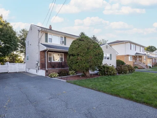 76 Parson Rd, Clifton City, NJ 07012