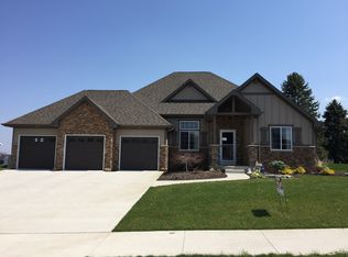 7270 Nantucket Dr SW, Byron Center, MI 49315