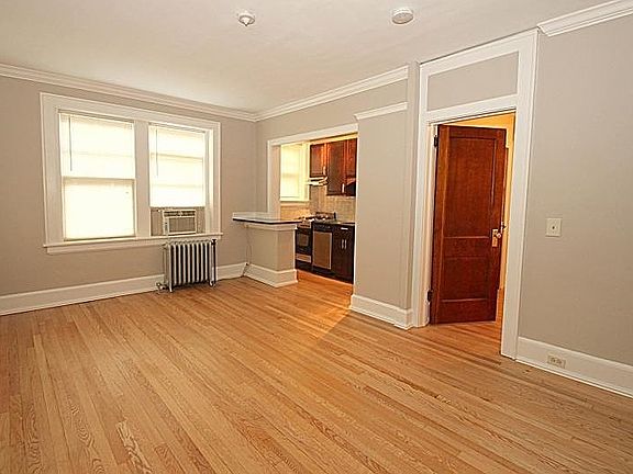 3rd image of 49 Park Ave Unit 32