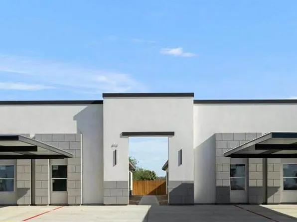 602 Mountain Rd #C, Mission, TX 78573