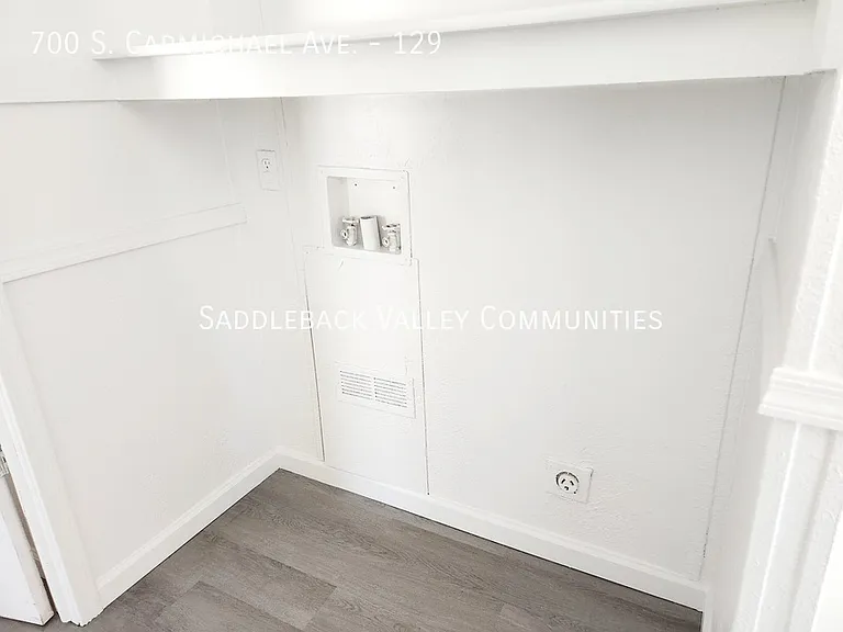 700 S Carmichael Ave #129 — Photo 6