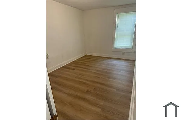 Building Photo - 1659 W 1st St #1