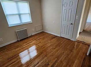 67-23 Cloverdale Blvd #4, Oakland Gardens, NY 11364
