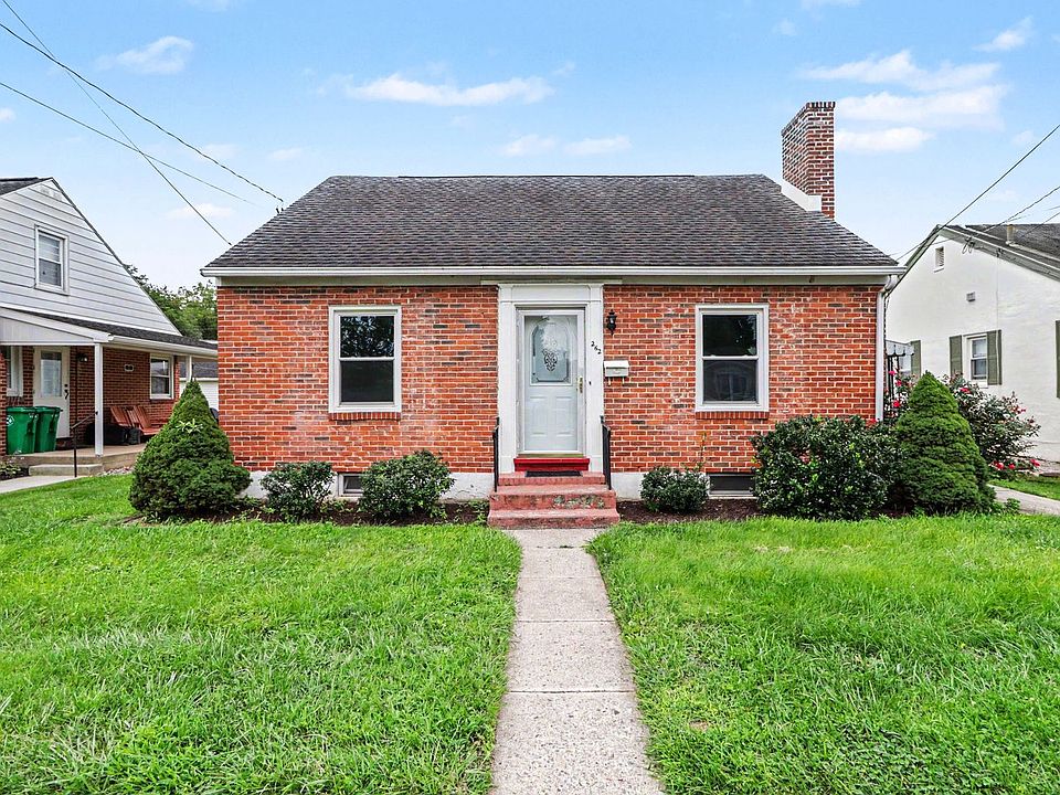 1st image of 262 McKnight St