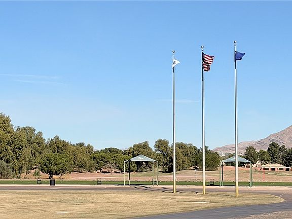3rd image of 3591 Driving Range St