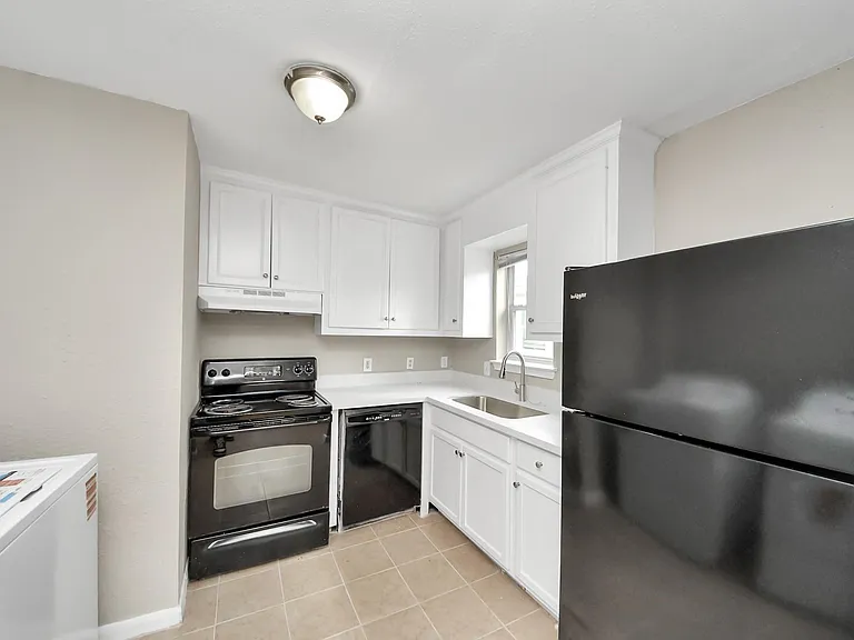 3914 Hoffman St #C — Photo 13