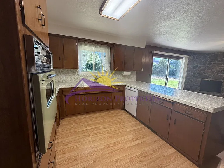 4939 Durland Way — Photo 9