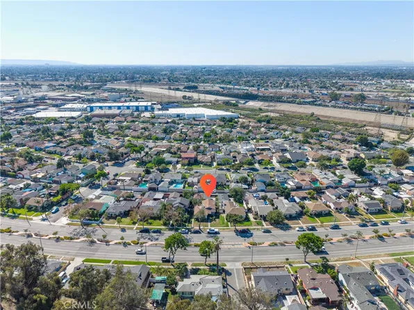 10321 Garfield Ave, South Gate, CA 90280