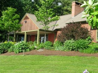 3 Border Ln, Woodstock, VT 05091