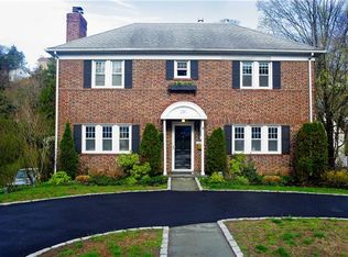 281 Scarsdale Rd, Tuckahoe, NY 10707