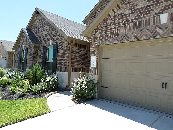 5th image of 12106 Allington Cove Ln