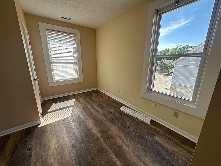 6318 Gracely Dr #2 — Photo 8