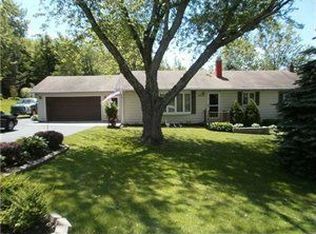 8507 Knapp Rd, West Falls, NY 14170