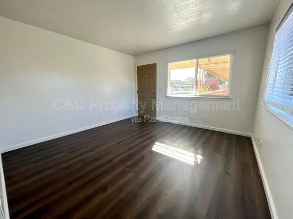 1191 Noche Buena St #M, Seaside, CA 93955