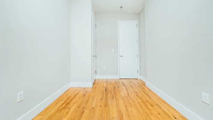 Rented by Nooklyn NYC LLC | media 29