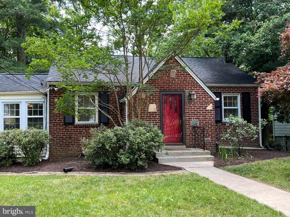6710 Gude Ave, Takoma Park, MD 20912