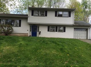 3 Denman Rd, Cranford, NJ 07016