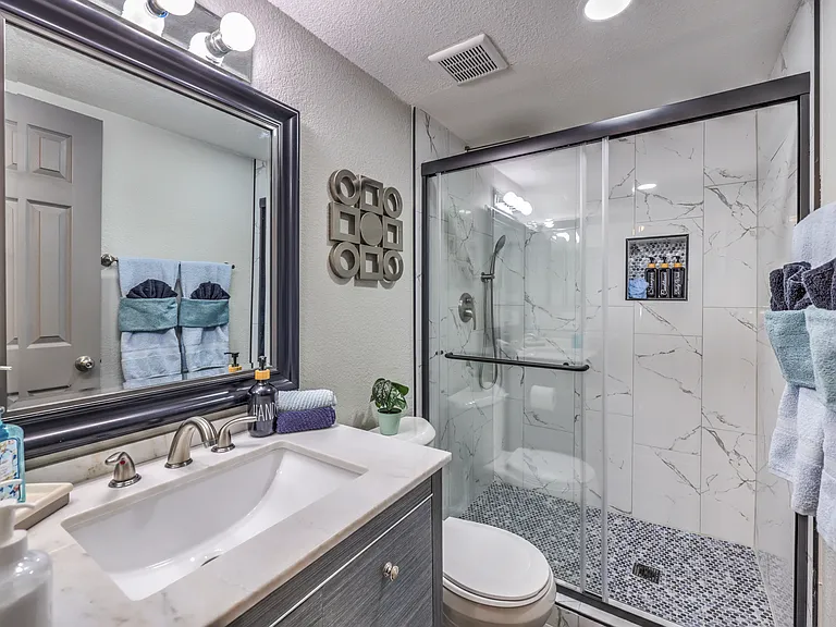 950 Elysian Dr — Photo 36