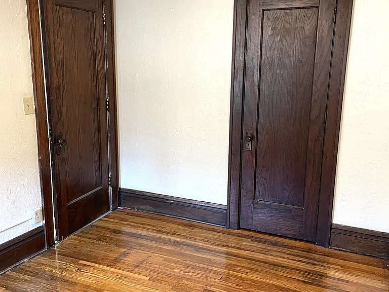 1576 Portland Apartments — Photo 7