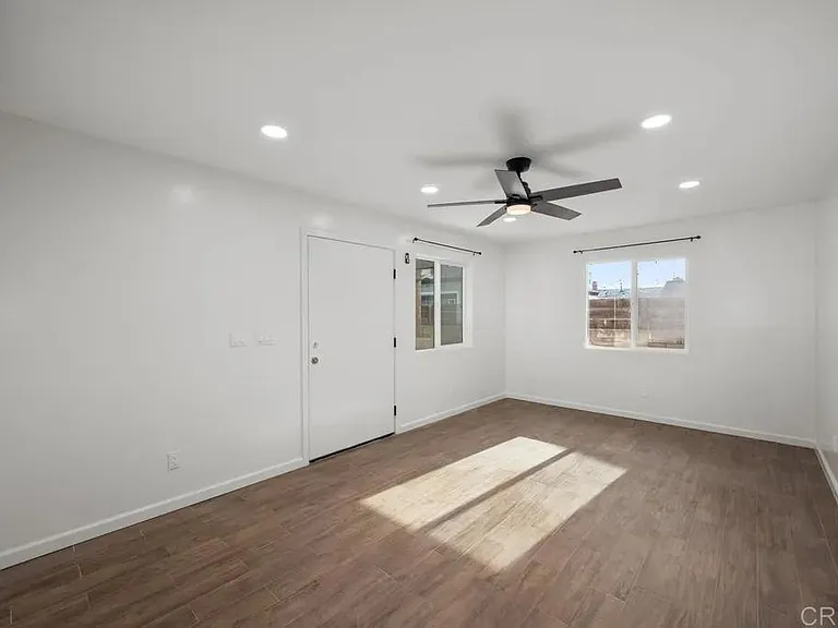 8778 Dallas St — Photo 14