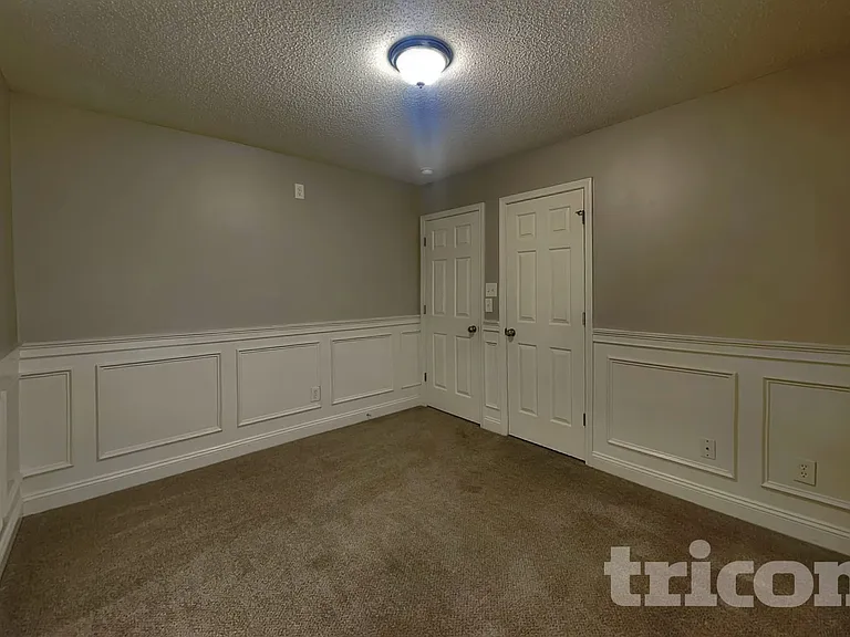 13706 Traherne Ct — Photo 10