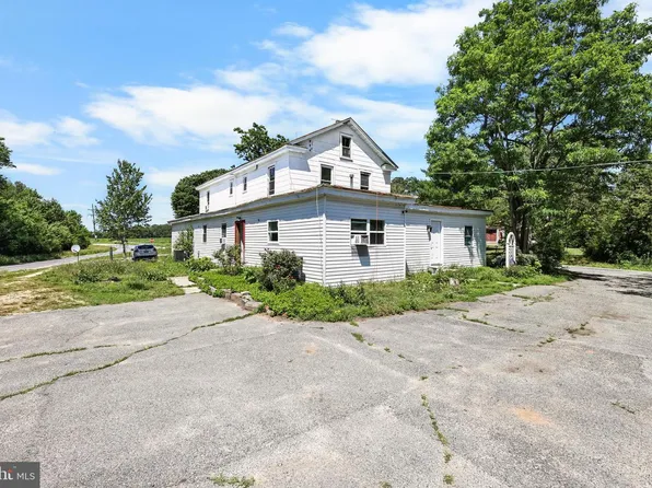 3991 Dunbrooke Rd, Tappahannock, VA 22560