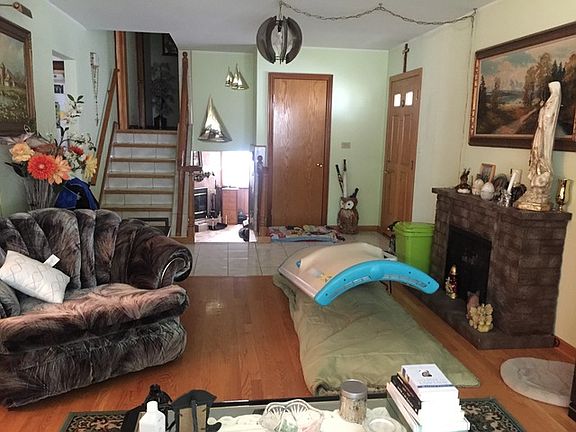 3rd image of 4840 Michigan Ave
