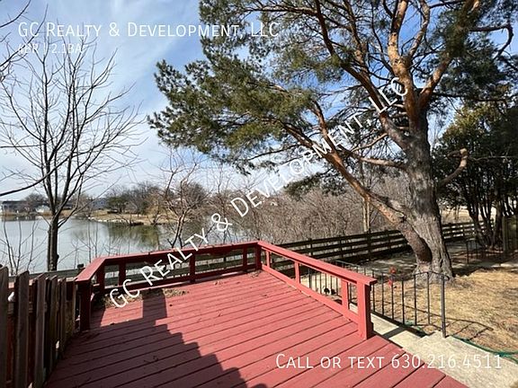 2nd image of 1698 Islandview Ct