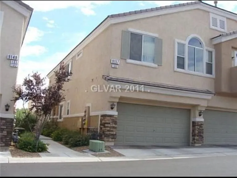 9157 Goose Lake Way #103 — Photo 1
