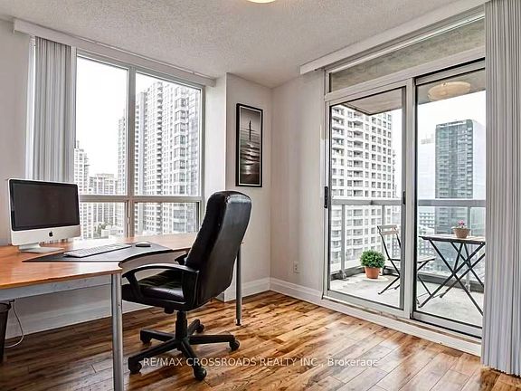3rd image of 28 Empress Ave #2012