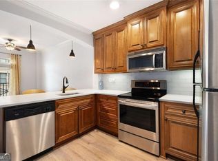 2255 Peachtree Rd NE UNIT 725, Atlanta, GA