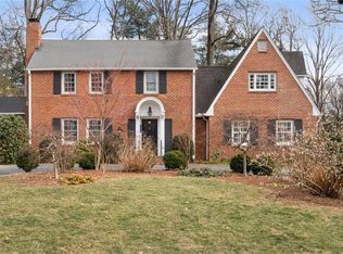 773 Roslyn Rd, Winston Salem, NC 27104