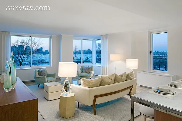 Sold by Corcoran | media 21