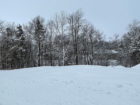 5th image of 3062 Deer Run Dr SE