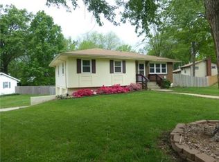 7501 NW Belvidere Pkwy, Kansas City, MO 64152