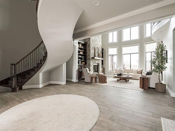 5th image of 8000 Roby Rd