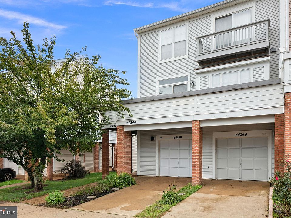 1st image of 44246 Mossy Brook Sq