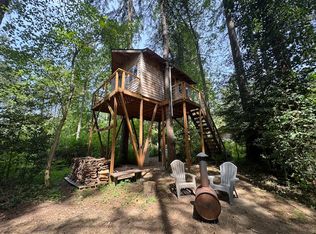 28605 Vashon Hwy SW, Vashon, WA 98070