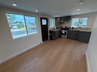 (Undisclosed Address), Winnetka, CA 91306