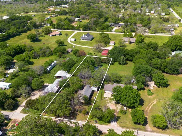 146 County Road 4877, Newark, TX 76071