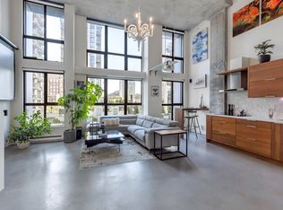 1238 Seymour St #313, Vancouver, BC V6B 6J3