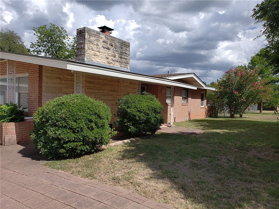 1st image of 11905 Sleepy Hollow Ln