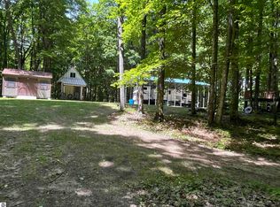 9405 Covert Rd NE, Mancelona, MI 49659