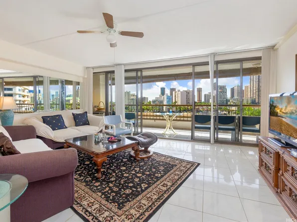 2333 Kapiolani Blvd APT 811, Honolulu, HI 96826