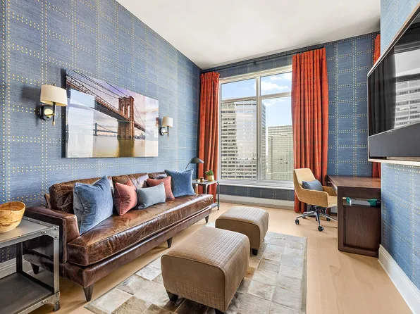 30 Park Place image 8 of 13