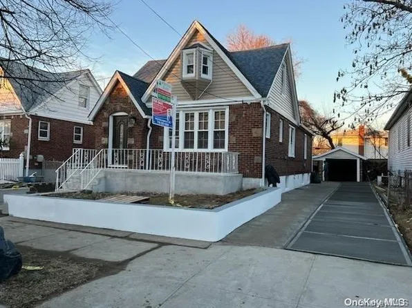 169-27 144th Road, Jamaica, NY 11434