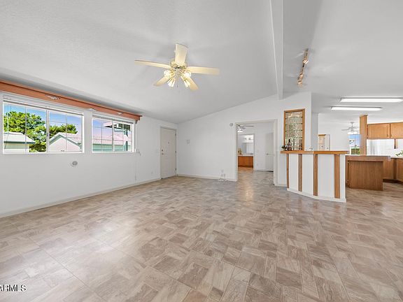 5th image of 17200 W BELL Road #2251