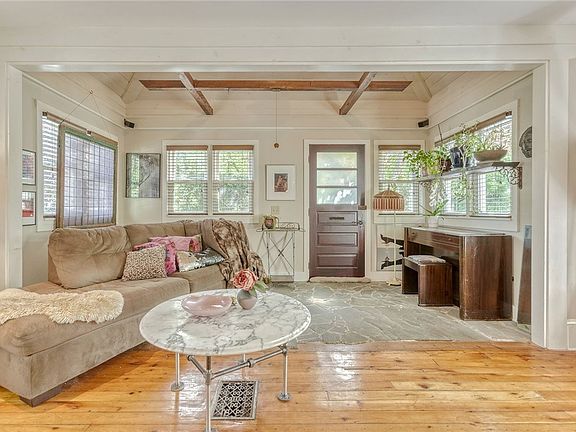 3rd image of 37 Park St