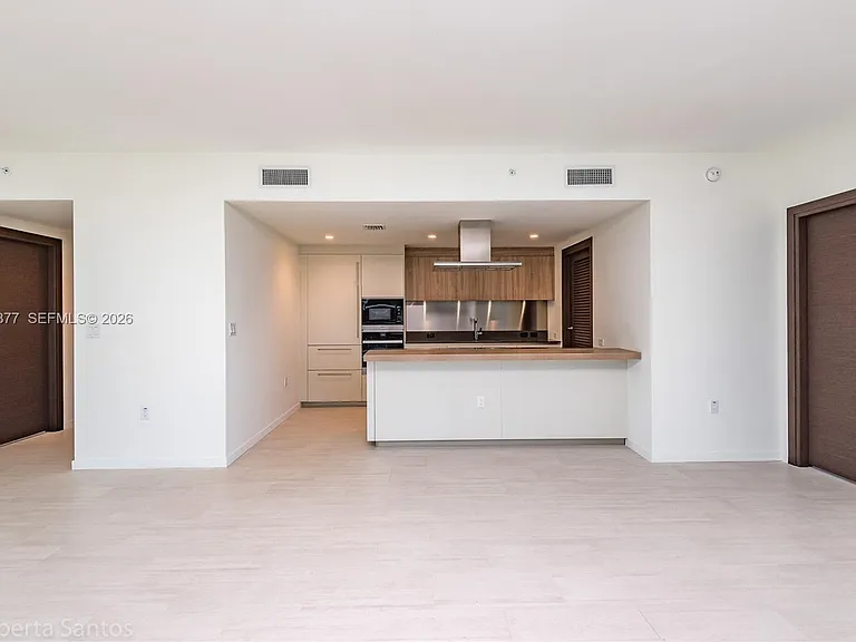 1000 Brickell Plz #4509 — Photo 47
