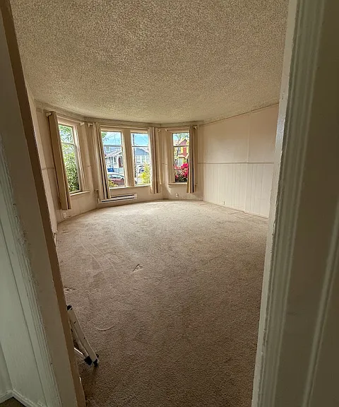 343 Lincoln Ave #1/2 — Photo 19